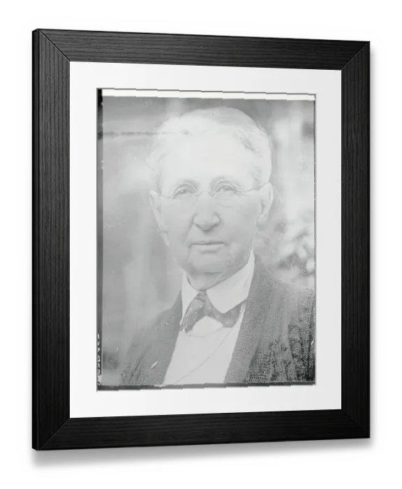 Framed Print : Elderly Descendant of Benjamin Franklin in Eyeglasses Framed Print : Elderly Descendant of Benjamin Franklin in Eyeglasses