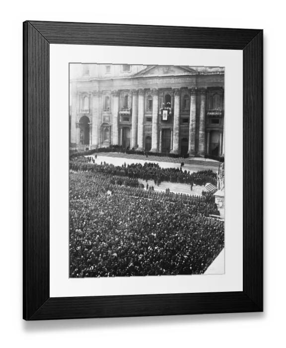 Framed Print : Crowds at Coronation of Pope Pius XI Framed Print : Crowds at Coronation of Pope Pius XI