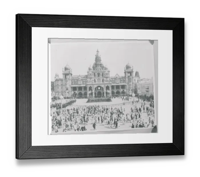 Framed Print : Massive Crowd Outside Indian Palace Framed Print : Massive Crowd Outside Indian Palace