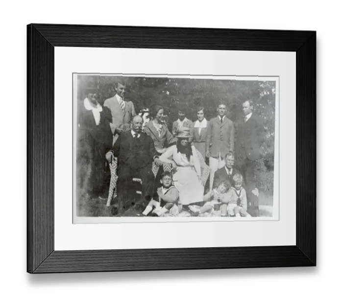 Framed Print : Portrait of The Taft Family Framed Print : Portrait of The Taft Family