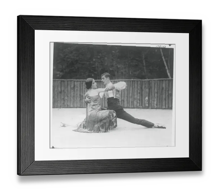 Framed Print : Tango Dancers Framed Print : Tango Dancers