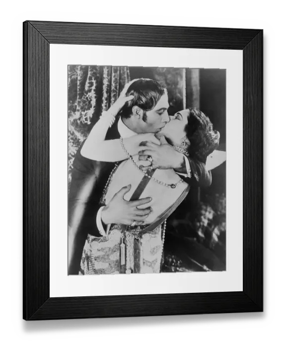 Framed Print : Rudolph Valentino and Nita Naldi Kissing Framed Print : Rudolph Valentino and Nita Naldi Kissing