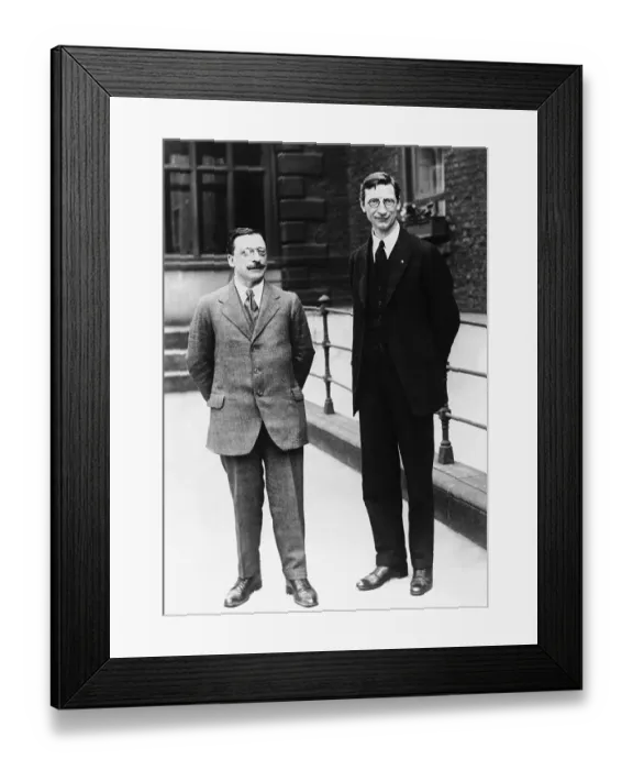Framed Print : Eamon DeValera and Arthur Griffith at the Irish Peace Conference Framed Print : Eamon DeValera and Arthur Griffith at the Irish Peace Conference