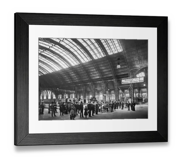Framed Print : Interior of Frankfurt's Central Railroad Station Framed Print : Interior of Frankfurt's Central Railroad Station