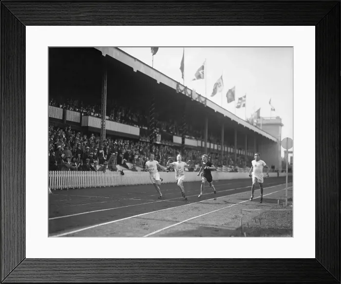 Framed Print : L.C. Murchison Winning Semifinals Race Framed Print : L.C. Murchison Winning Semifinals Race