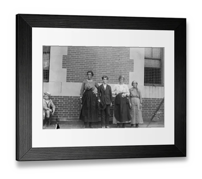 Framed Print : Italian Family Arriving On Ellis Island Framed Print : Italian Family Arriving On Ellis Island