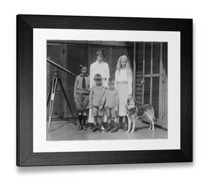 Framed Print : Eleanor Roosevelt Posing with Her Children for Camera Framed Print : Eleanor Roosevelt Posing with Her Children for Camera