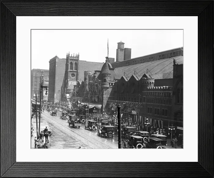 Framed Print : Crowds Arriving for National G.O.P. Convention Framed Print : Crowds Arriving for National G.O.P. Convention