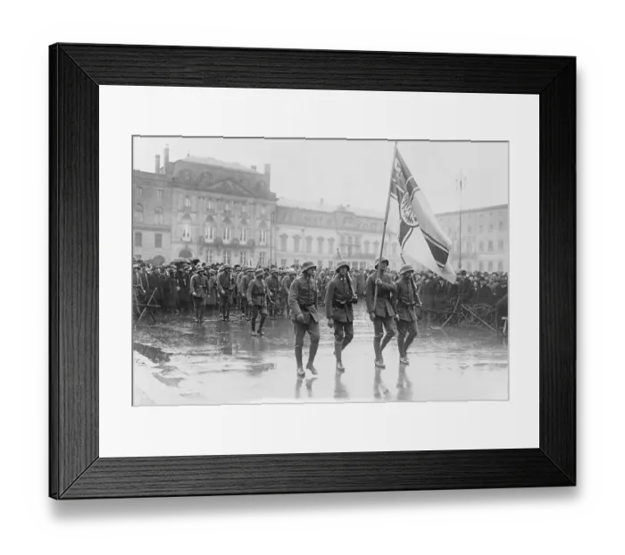 Framed Print : Marching Revolutionary Troops