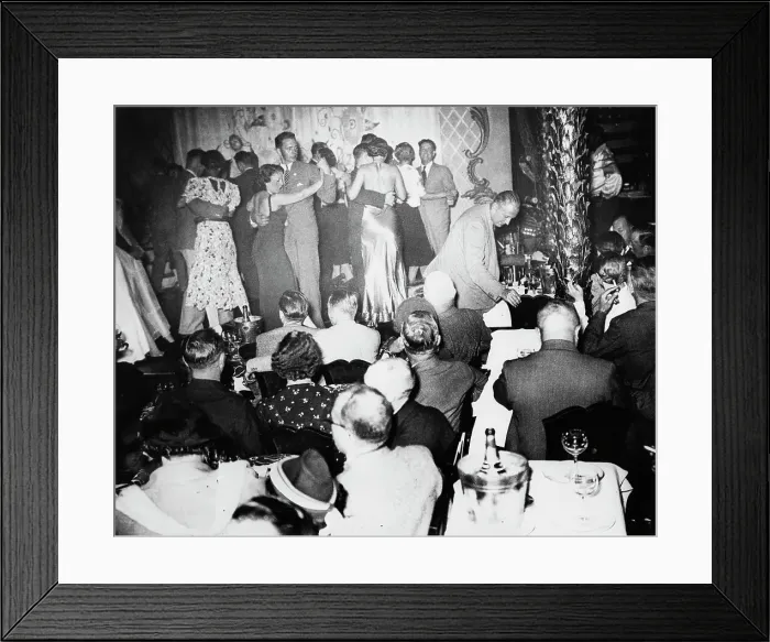 Framed Print : Chez Les Nudistes Framed Print : Chez Les Nudistes