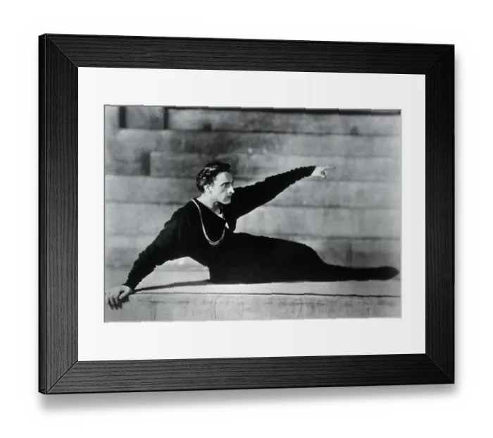 Framed Print : John Barrymore on Stage as Hamlet Framed Print : John Barrymore on Stage as Hamlet