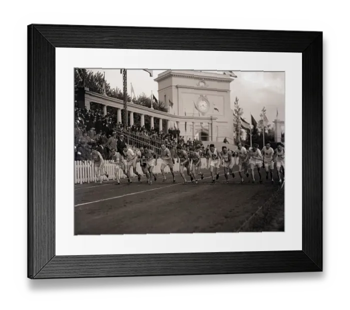 Framed Print : Starting Line of the 10, 000 Meter Race Framed Print : Starting Line of the 10, 000 Meter Race
