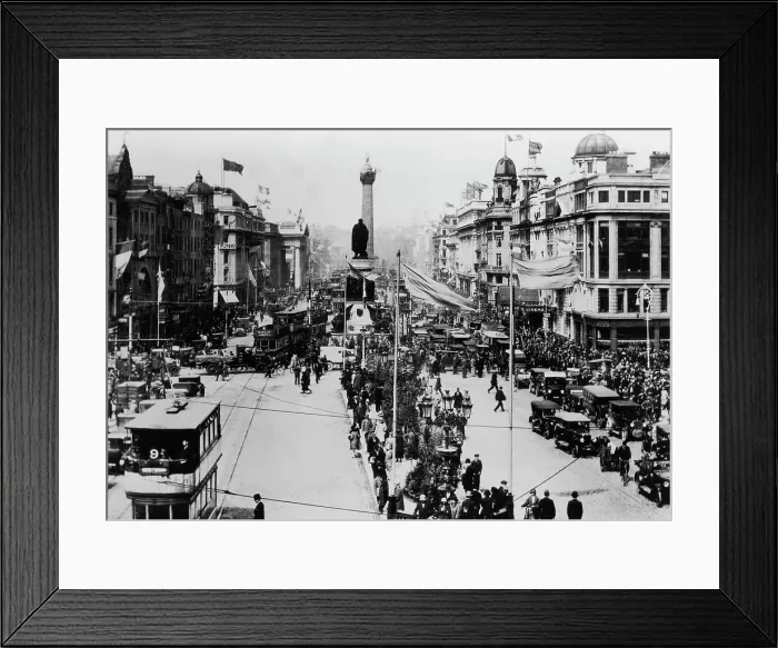 Framed Print : O'Connell Bridge and Street, Dublin, Ireland Framed Print : O'Connell Bridge and Street, Dublin, Ireland
