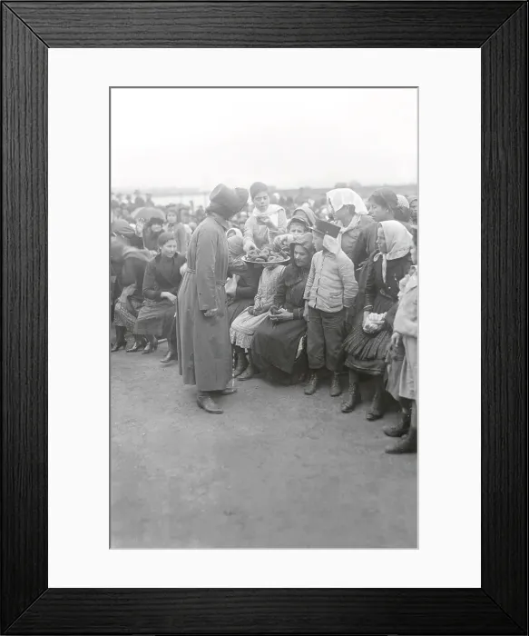 Framed Print : Salvation Army Passing out Doughnuts to Immigrants Framed Print : Salvation Army Passing out Doughnuts to Immigrants