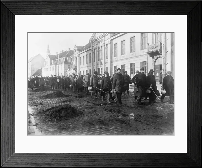 Framed Print : Bolshevists Marching with German Troops Framed Print : Bolshevists Marching with German Troops