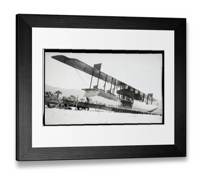 Framed Print : Large Sea Plane in Water Framed Print : Large Sea Plane in Water