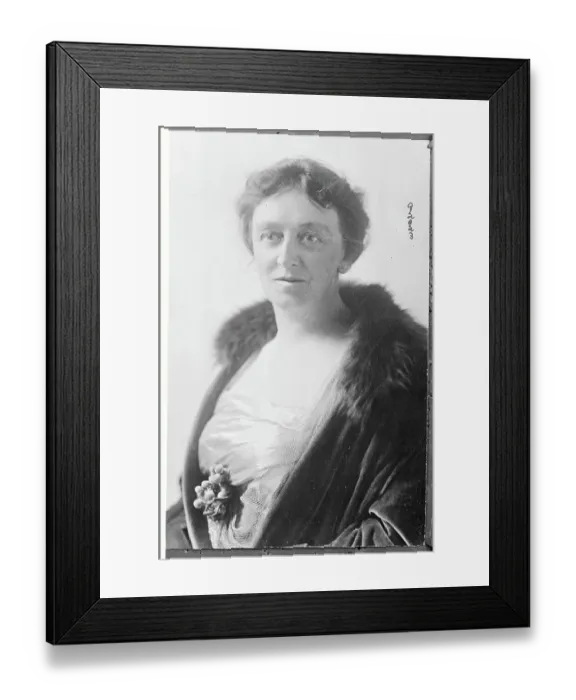 Framed Print : Portrait of Suffragette Maud Younger Framed Print : Portrait of Suffragette Maud Younger
