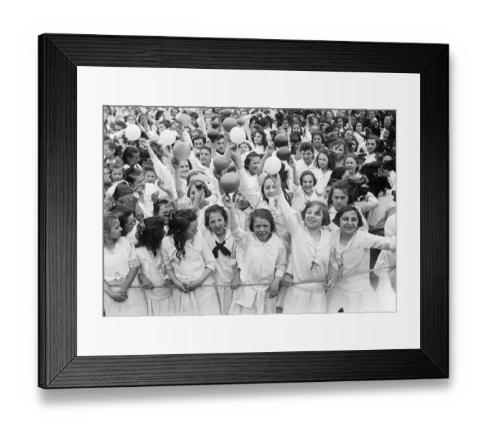 Framed Print : Large Group Of Young Girls With Balloons Framed Print : Large Group Of Young Girls With Balloons