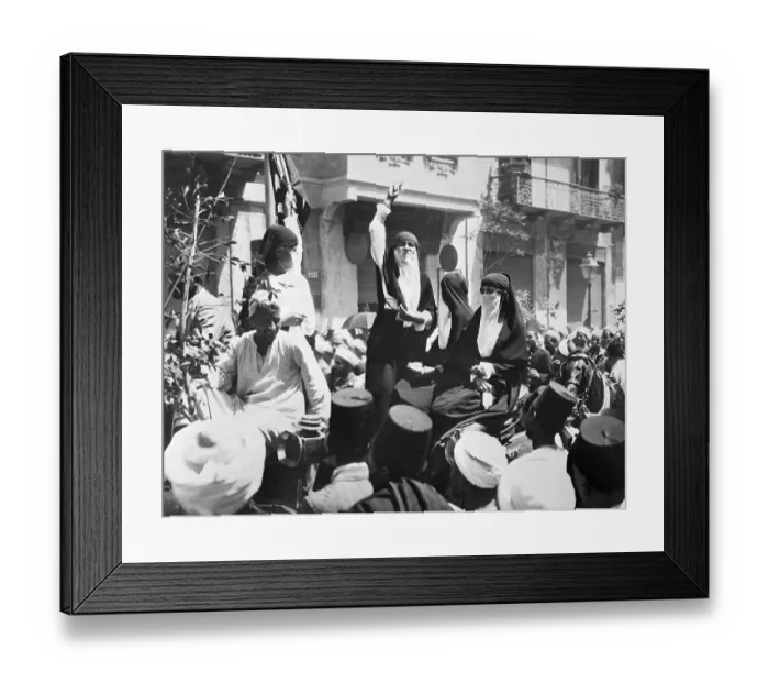 Framed Print : Egyptian Women Speaking on Patriotism in Public Square Framed Print : Egyptian Women Speaking on Patriotism in Public Square