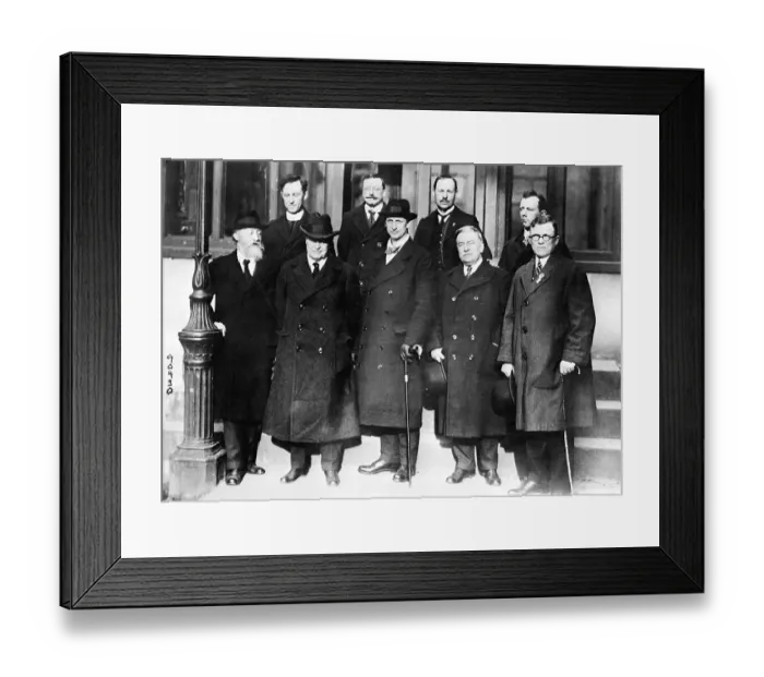 Framed Print : Irish Americans Meeting in Paris Framed Print : Irish Americans Meeting in Paris
