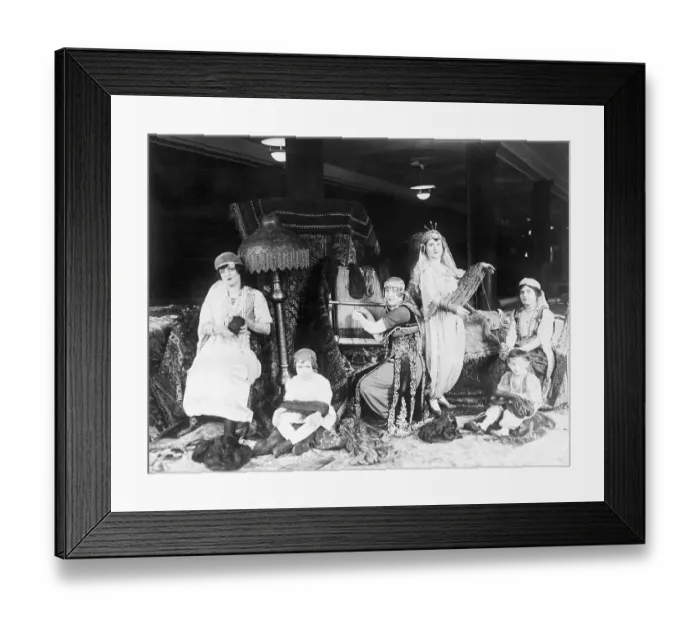 Framed Print : Traditional Armenian Rug Weavers Framed Print : Traditional Armenian Rug Weavers
