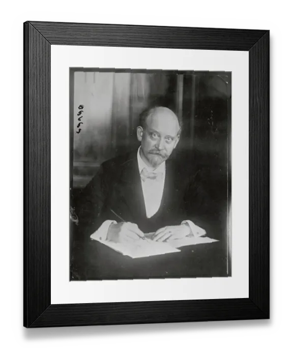 Framed Print : Philipp Scheidemann