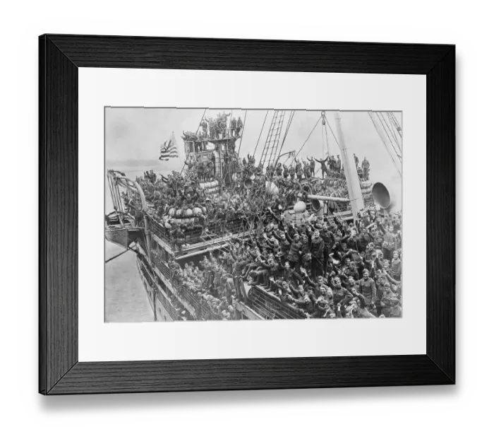 Framed Print : Ship of Soldiers Returning Home from World War I Framed Print : Ship of Soldiers Returning Home from World War I