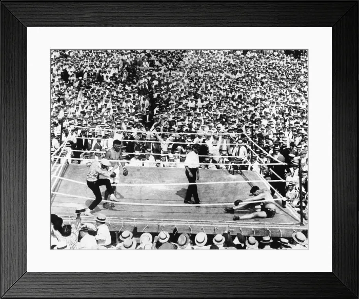 Framed Print : Jess Willard & Jack Dempsey Fight Framed Print : Jess Willard & Jack Dempsey Fight