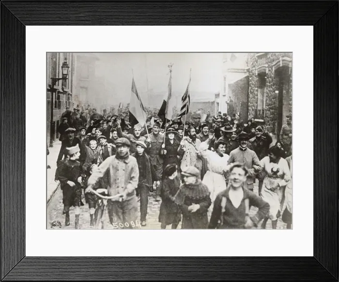 Framed Print : Celebration on Day of World War I Armistice