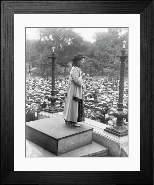 Framed Print : Emmeline Pankhurst Addressing Crowd Framed Print : Emmeline Pankhurst Addressing Crowd