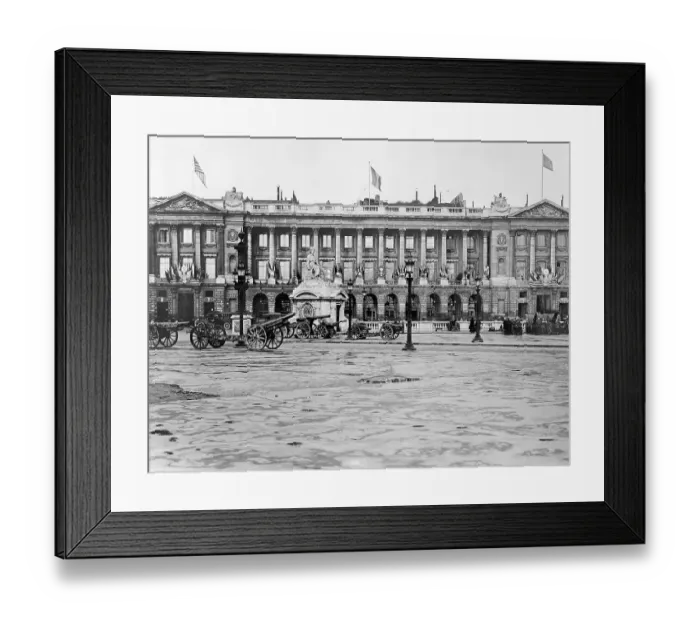 Framed Print : Exterior of the Hotel Crillon Framed Print : Exterior of the Hotel Crillon