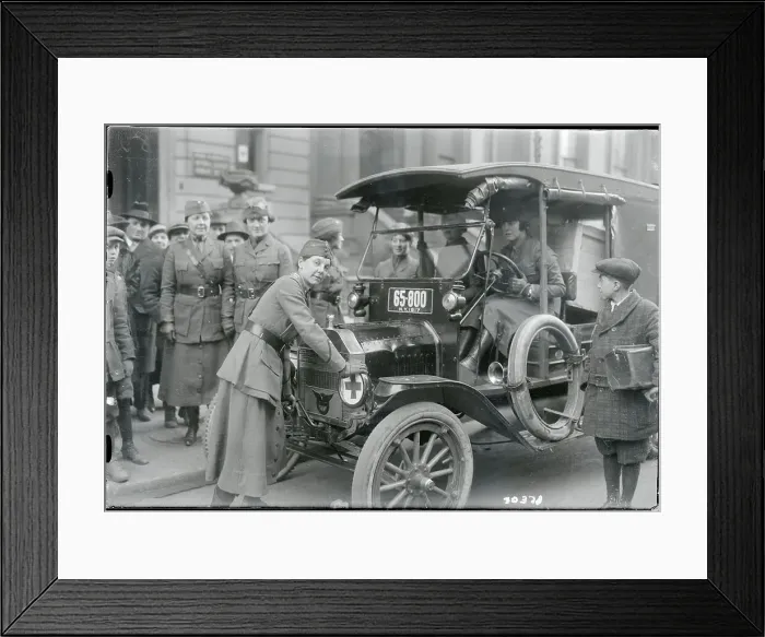 Framed Print : National League for Women's Service Members Deliver Government Packages