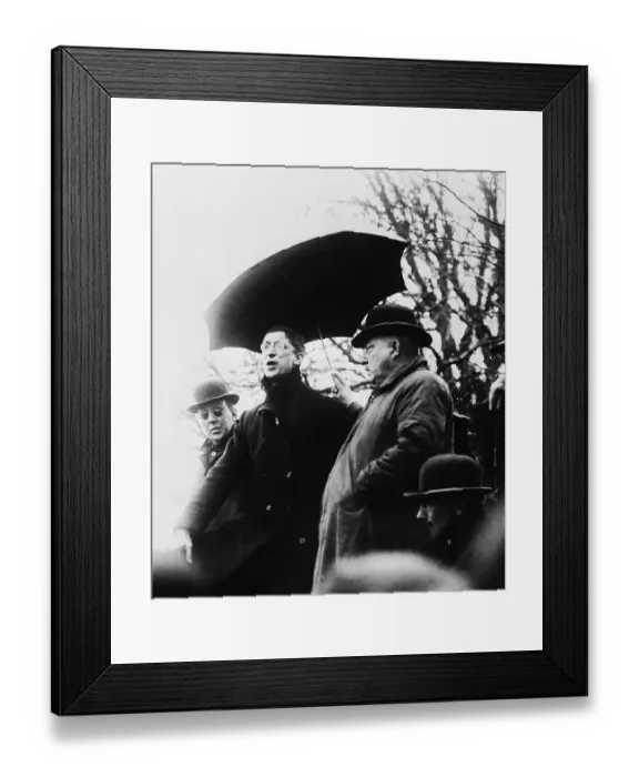Framed Print : Sinn Feiner Eamon De Valera Speaking to Crowd in Rain Framed Print : Sinn Feiner Eamon De Valera Speaking to Crowd in Rain