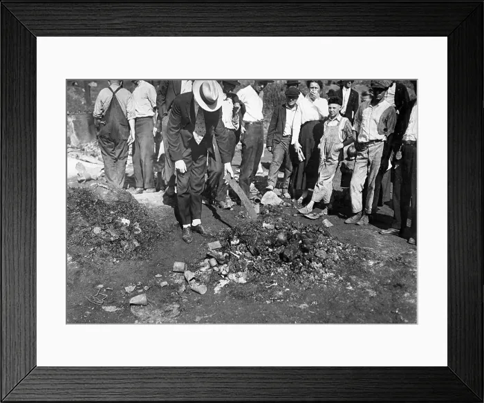 Framed Print : East St. Louis Race Riot Framed Print : East St. Louis Race Riot
