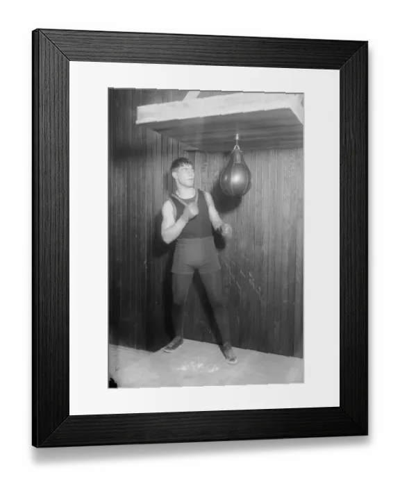 Framed Print : Boxer Les Darcy Framed Print : Boxer Les Darcy