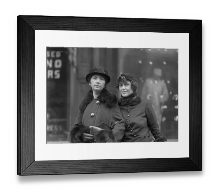 Framed Print : Margaret Sanger, Lillian Fassett / Court Framed Print : Margaret Sanger, Lillian Fassett / Court