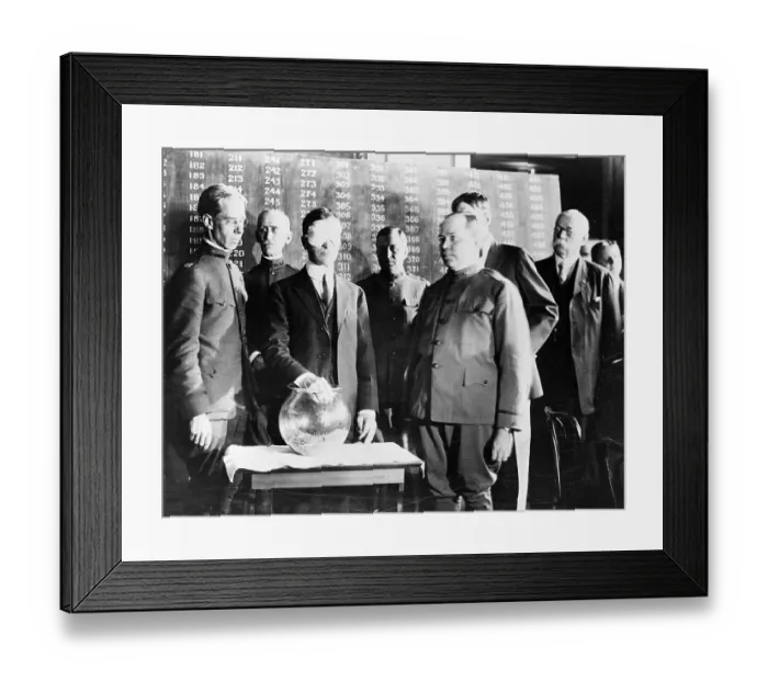 Framed Print : Secretary of War Drawing Lots for Selective Service Duty Framed Print : Secretary of War Drawing Lots for Selective Service Duty