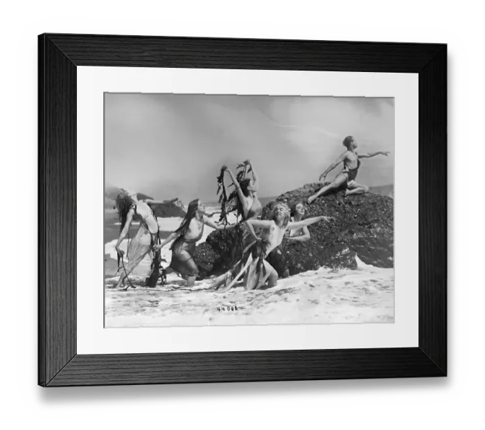 Framed Print : Ruth St. Denis and Ted Shawn with Dancers at Beach Framed Print : Ruth St. Denis and Ted Shawn with Dancers at Beach