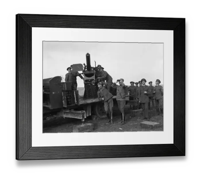 Framed Print : Anit-Aircraft Crew Watch / Approaching Pla Framed Print : Anit-Aircraft Crew Watch / Approaching Pla