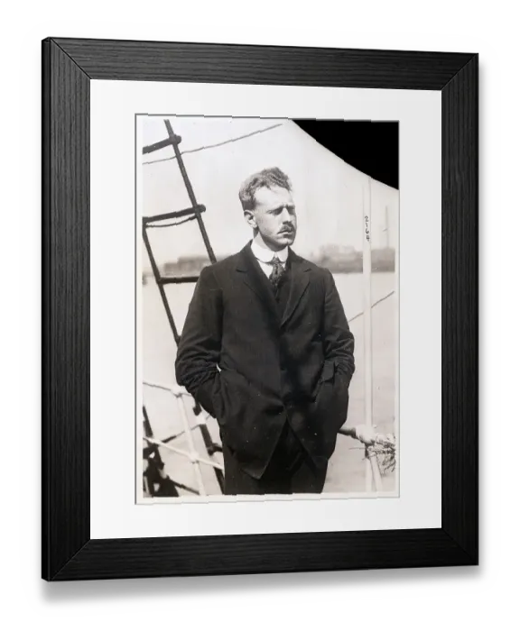 Framed Print : Lieutenant Dobbs on Shackleton Expedition Framed Print : Lieutenant Dobbs on Shackleton Expedition