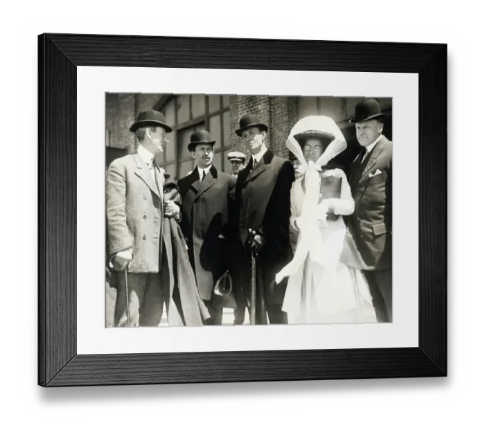 Framed Print : Orville and Wilbur Wright with Their Sister and Brothers Framed Print : Orville and Wilbur Wright with Their Sister and Brothers