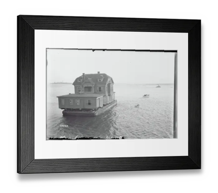 Framed Print : Large House En Route Framed Print : Large House En Route