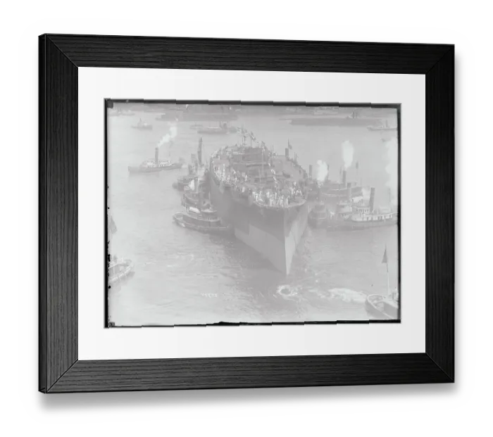 Framed Print : Large Ship En Route Framed Print : Large Ship En Route
