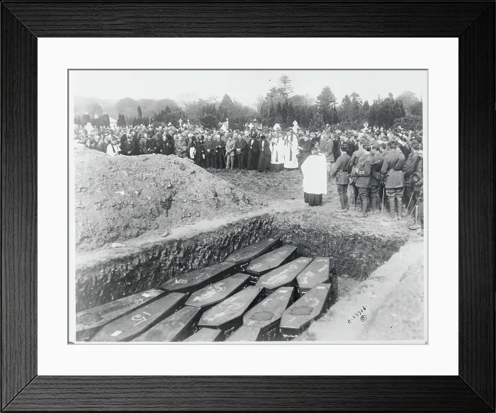 Framed Print : Mass Funeral Service for Lusitania Victims Framed Print : Mass Funeral Service for Lusitania Victims