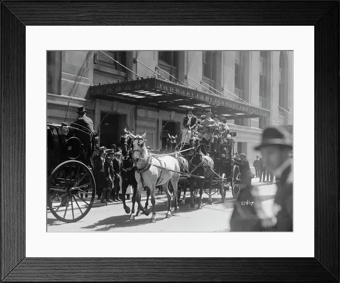 Framed Print : Stage Coach Outside Hotel Framed Print : Stage Coach Outside Hotel