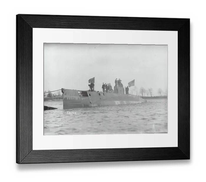 Framed Print : Largest submarine built for the United States Framed Print : Largest submarine built for the United States