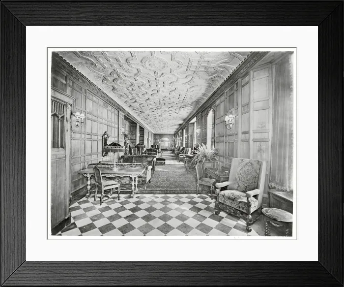 Framed Print : Hotel Lobby in New York Framed Print : Hotel Lobby in New York