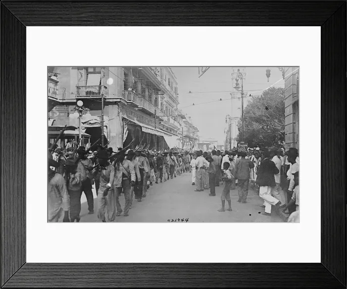 Framed Print : President Carranza's Forces Entering Veracruz During Mexican Revolution Framed Print : President Carranza's Forces Entering Veracruz During Mexican Revolution