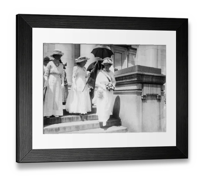 Framed Print : Suffrage Women in Capitol