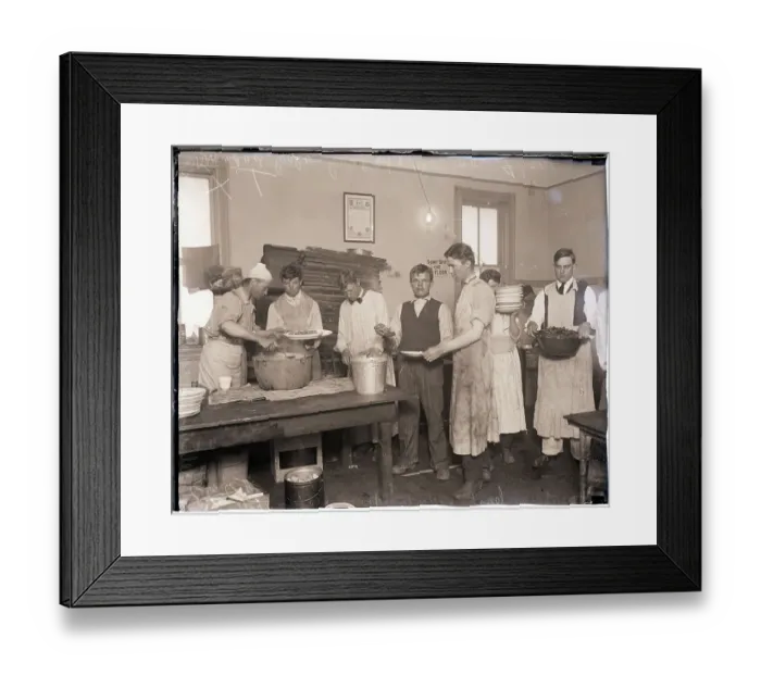 Framed Print : Volunteers Help Feed Striking Miners Framed Print : Volunteers Help Feed Striking Miners